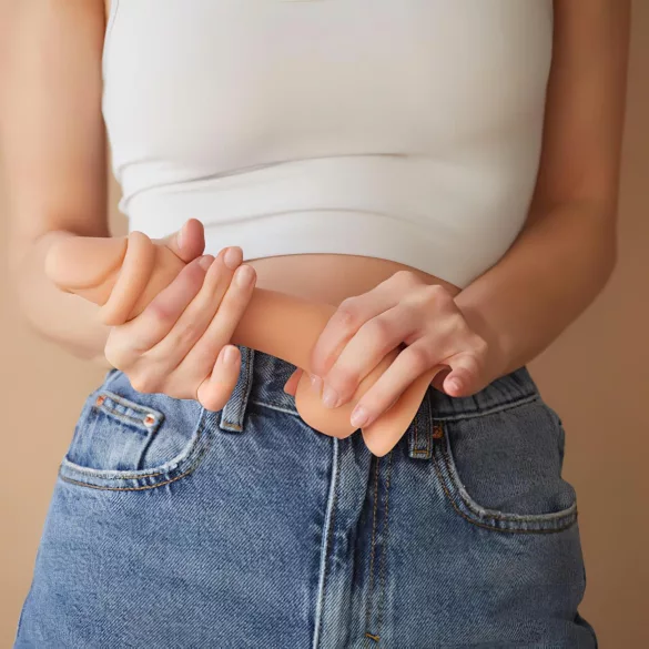 Strap-on-me M - realistlik kahekihiline dildoga iminapaga - naturaalne